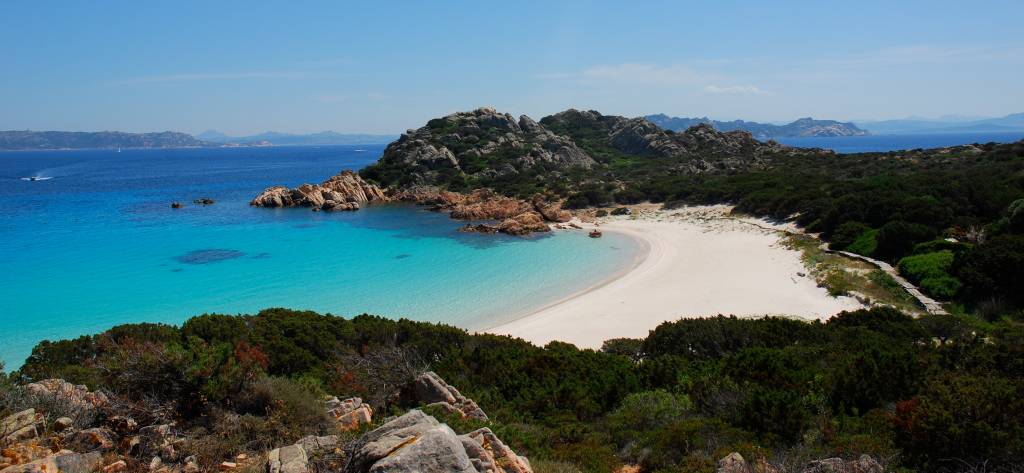 Spiaggia Rossa, Budelli, Arquipélago Maddalena, Sardenha, Itália Spiaggia Rossa, Budelli, Arquipélago Maddalena, Sardenha, Itália