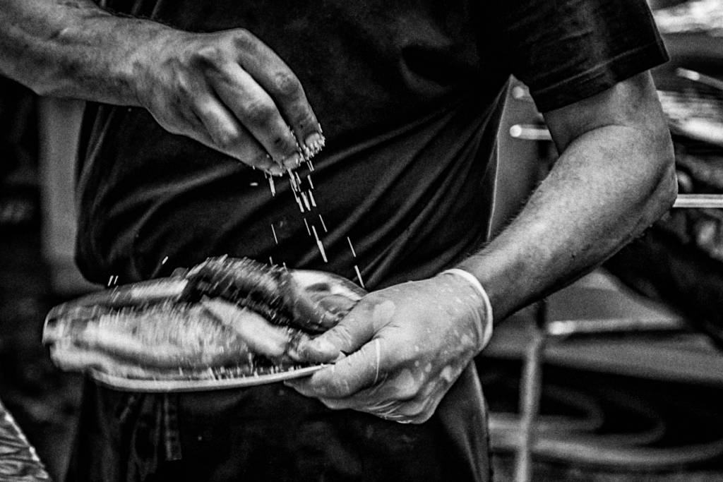 Pateo 13, Alfama, Lisboa, Portugal Receita de sucesso: sal, carvão e nada mais
