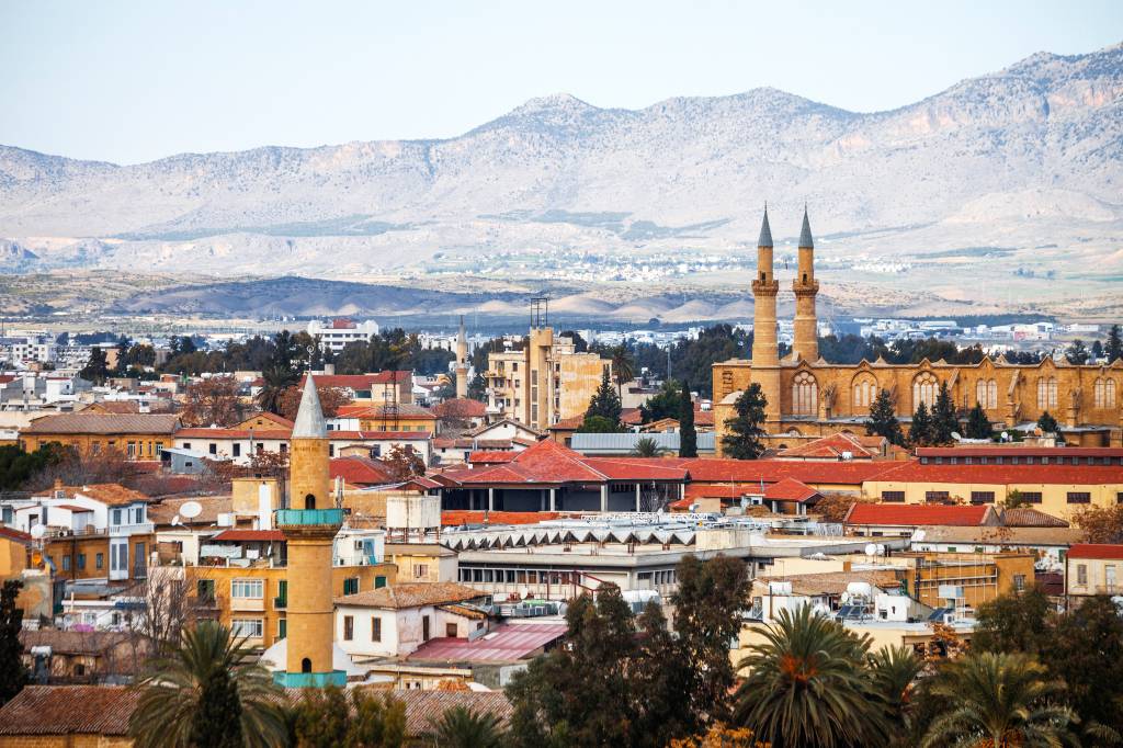 Vista de Nicósia do lado turco do Chipre