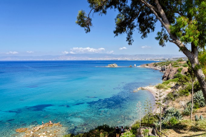 Praia de Afrodite, em Pafos, no sudoeste do Chipre