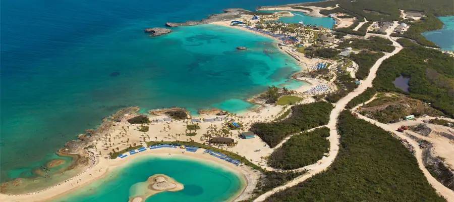Vista aérea da Great Stirrup Cay, ilha da Norwegian Cruise Line nas Bahamas