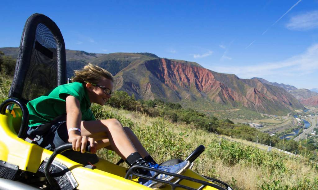 Alpine Coaster no Glenwood Caverns Adventure Park, Colorado, Estados Unidos