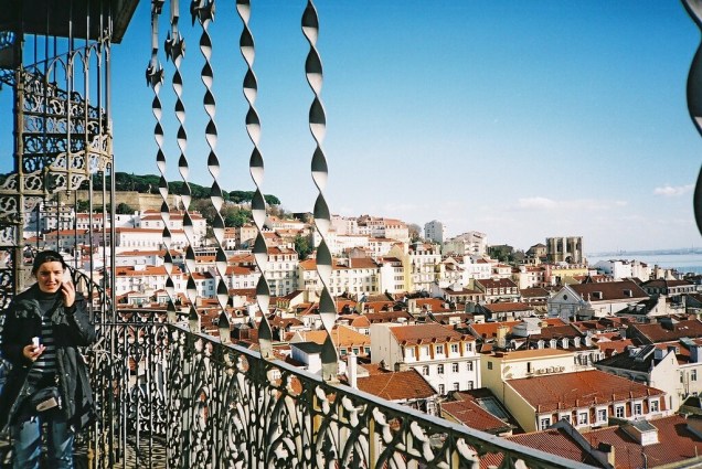 O Elevador de Santa Justa leva a um terraço de onde se tem uma vista panorâmica do Bairro Alto e Chiado O Elevador de Santa Justa leva a um terraço de onde se tem uma vista panorâmica do Bairro Alto e Chiado