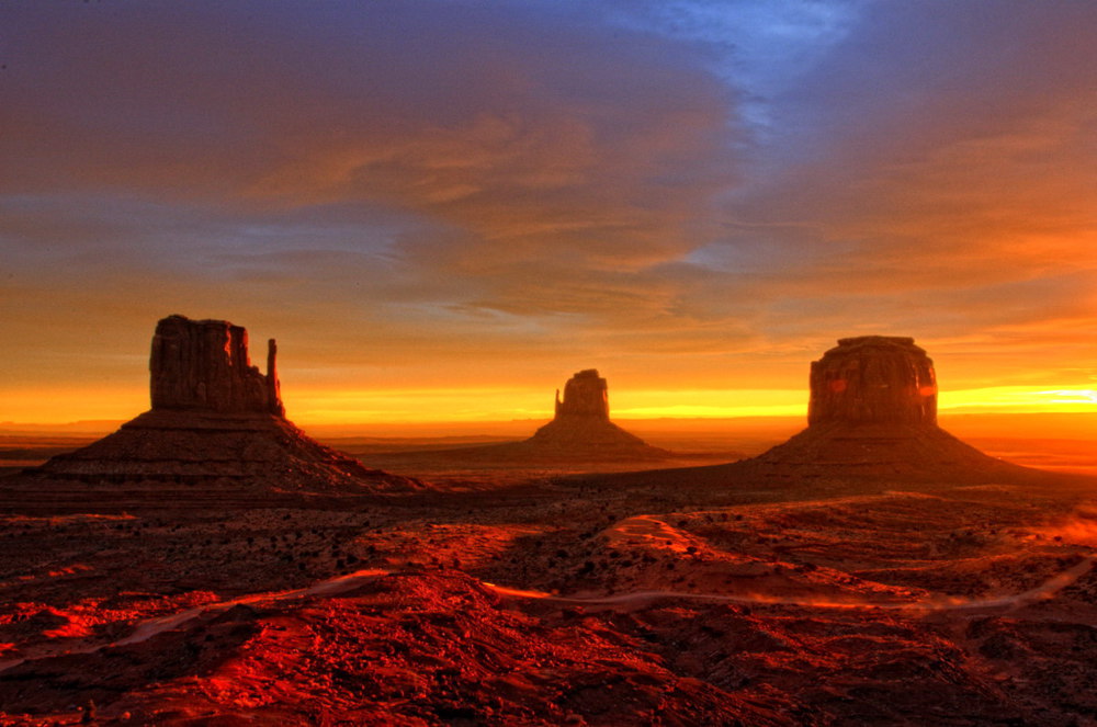 Nascer do sol em Monument Valley: um show à parte