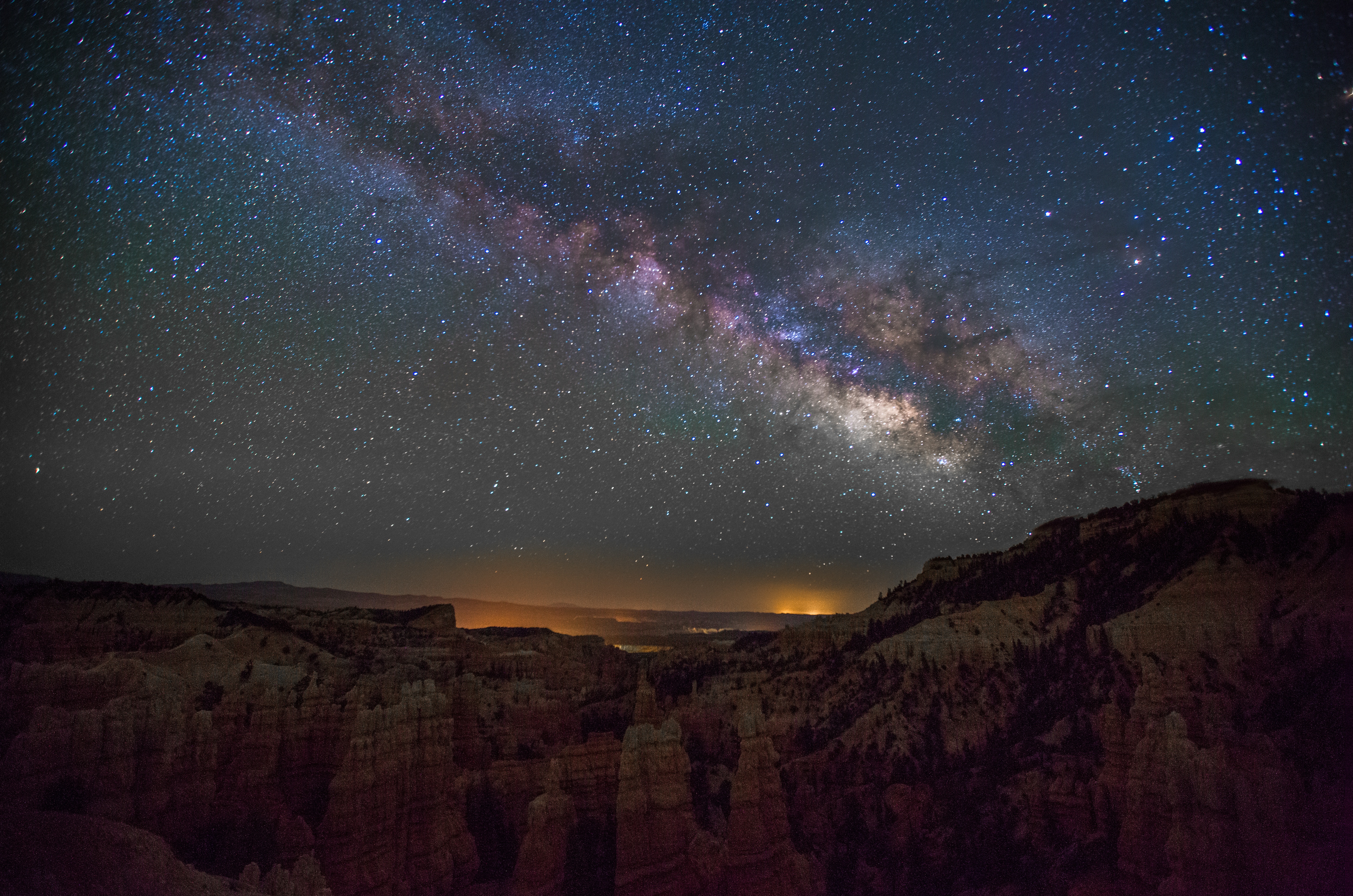 Parque Nacional de Bryce à noite: um espetáculo no céu