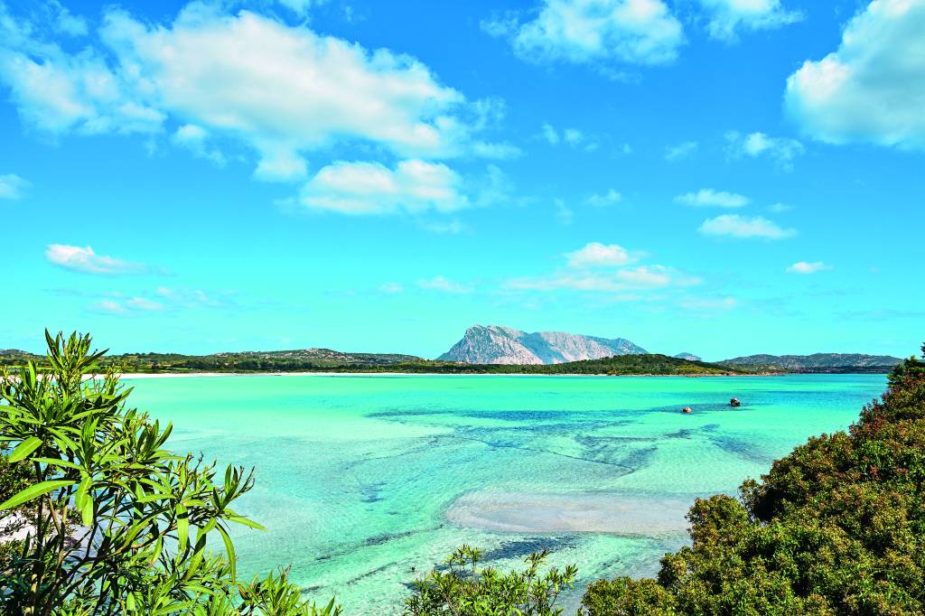 Cala Brandinchi, em São Teodoro: linda, tranquila e trabalhada nos serviços. Crédito: