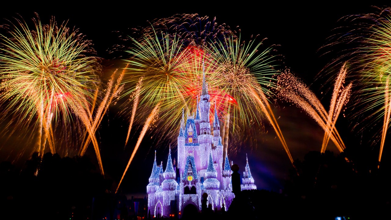 Queima de fogos no Magic Kingdom, na Disney