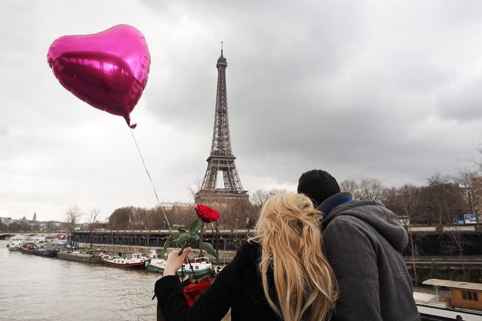 Torre Eiffel, Dia dos Namorados, Paris