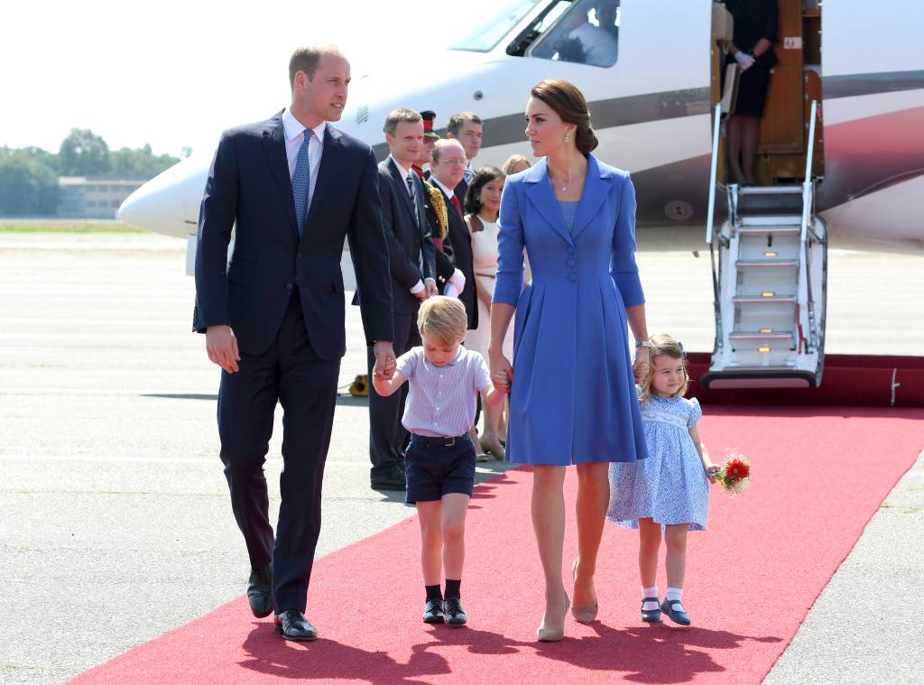 Príncipe William e duquesa Kate Middleton com os filhos