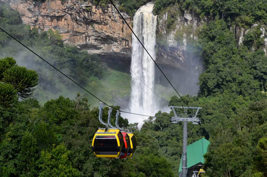 Parques da Serra Bondinhos Aéreos, Canela, Rio Grande do Sul, Brasil Parques da Serra Bondinhos Aéreos, Canela, Rio Grande do Sul, Brasil