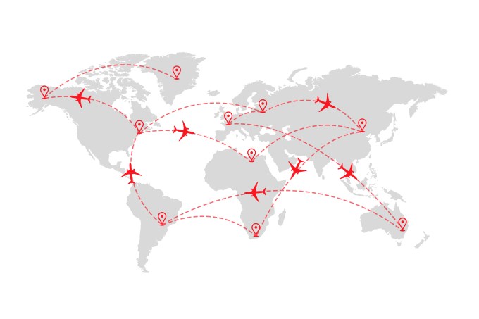 Mapa-múndi com percurso de aviões