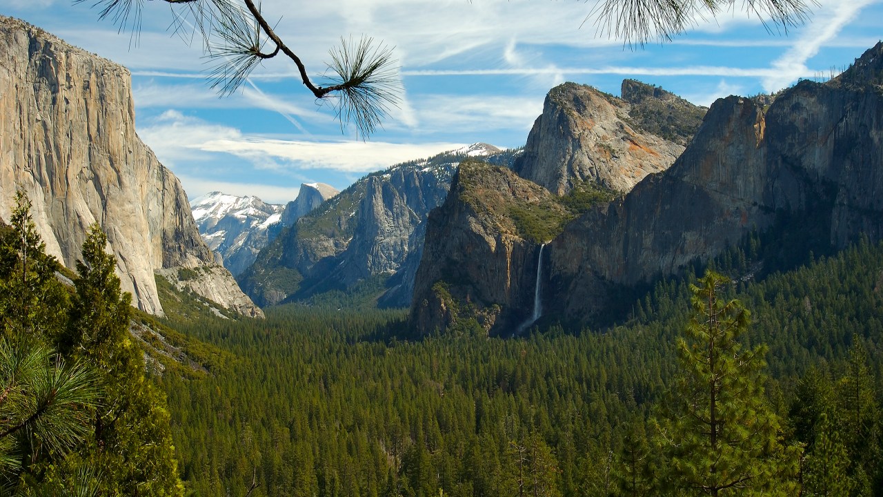 Vista dos principais atrativos naturais do Yosemite National Park, Califórnia, Estados Unidos