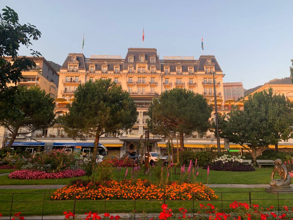 A arquitetura Belle Époque que predomina na orla de Montreux