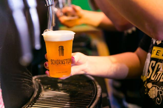 Em junho, a Schnornestein promove um festival de cerveja com shows de rock. Em junho, a Schnornestein promove um festival de cerveja com shows de rock.