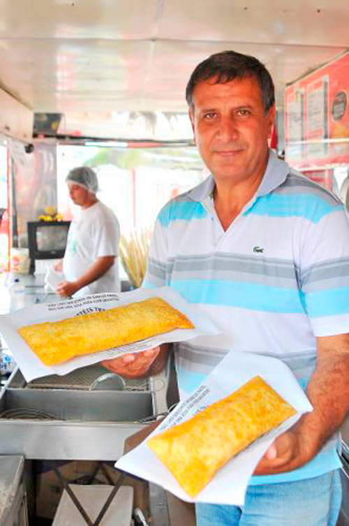 pasteis-trevo-donizete-full Criador e criaturas: Donizete e seus pastéis gigantes