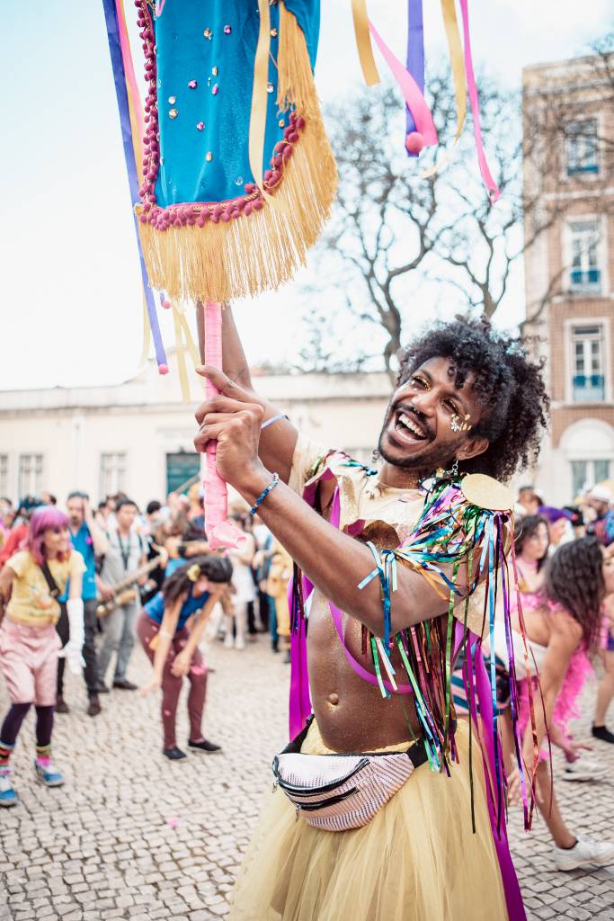 Desfile de carnaval pelas ruas de Lisboa