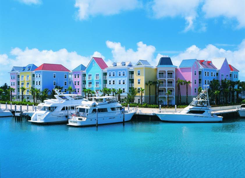 Localizado a uma curta distância do complexo do Atlantis, o Harborside Resort pode ser uma boa opção para famílias grandes.
