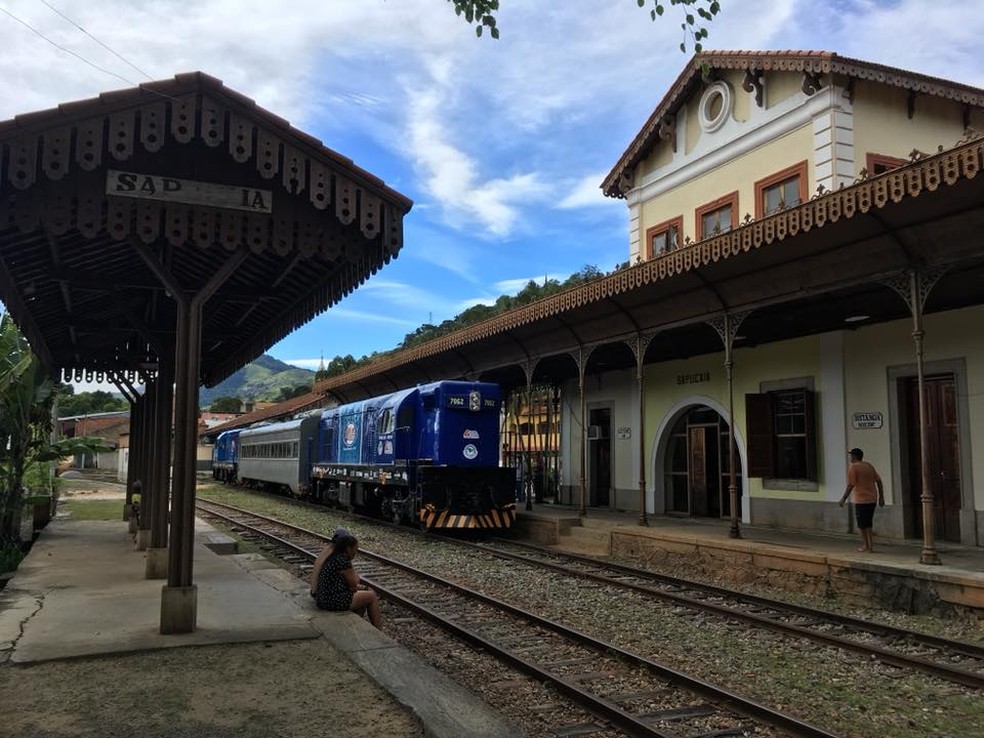 O trem Rio-Minas deve passar pela Estação de Sapucaia, no Rio de Janeiro