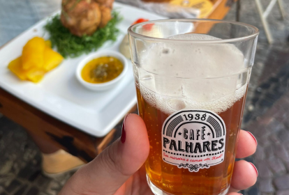 Comida de Boteco e cerveja no Café Palhares