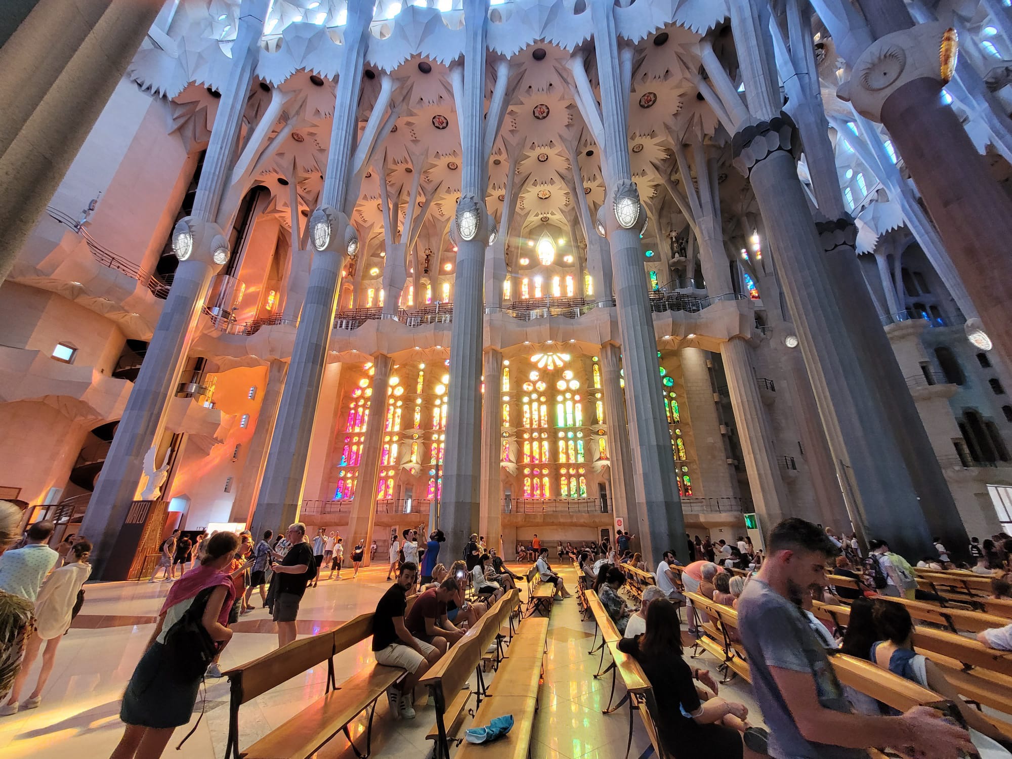 A luz mágica de fim de tarde na Sagrada Família