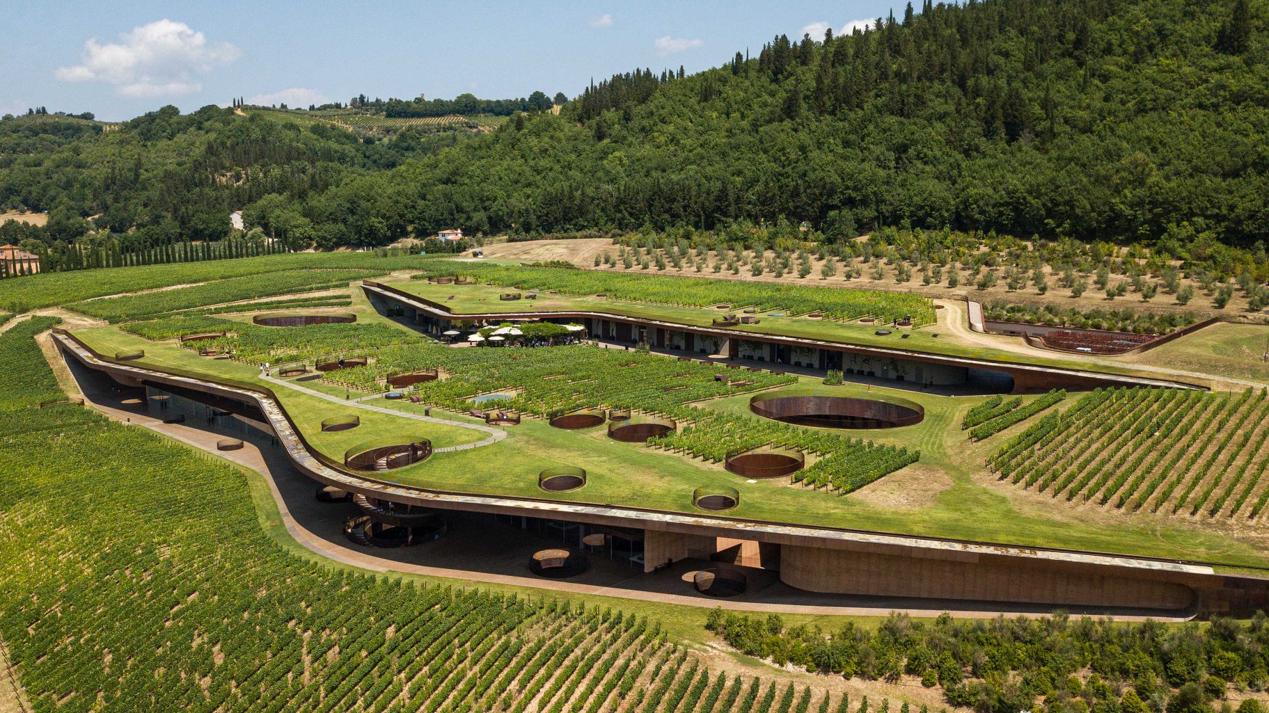 Antinori, na Toscana, é eleita melhor vinícola do mundo