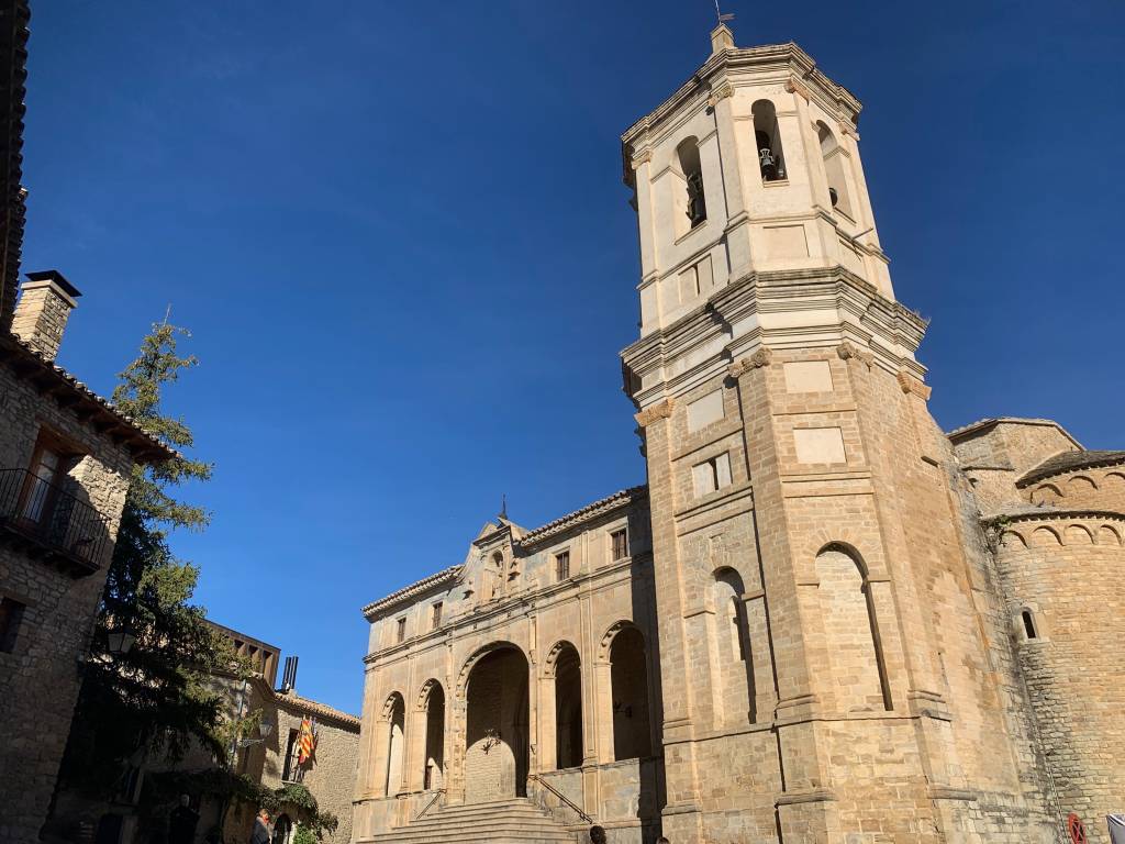 A Catedral de San Vicente, na linda Roda de Isábena
