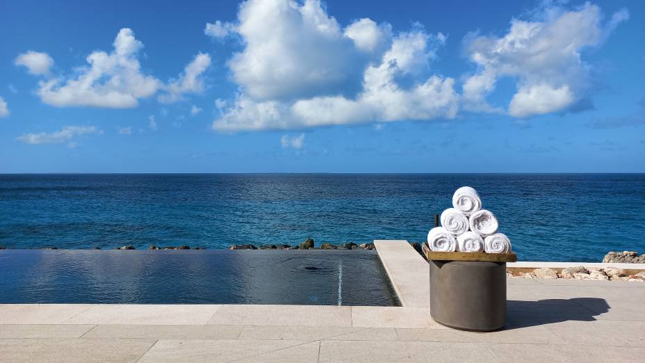 Minimalismo à mão no spa do Four Seasons Minimalismo à mão no spa do Four Seasons