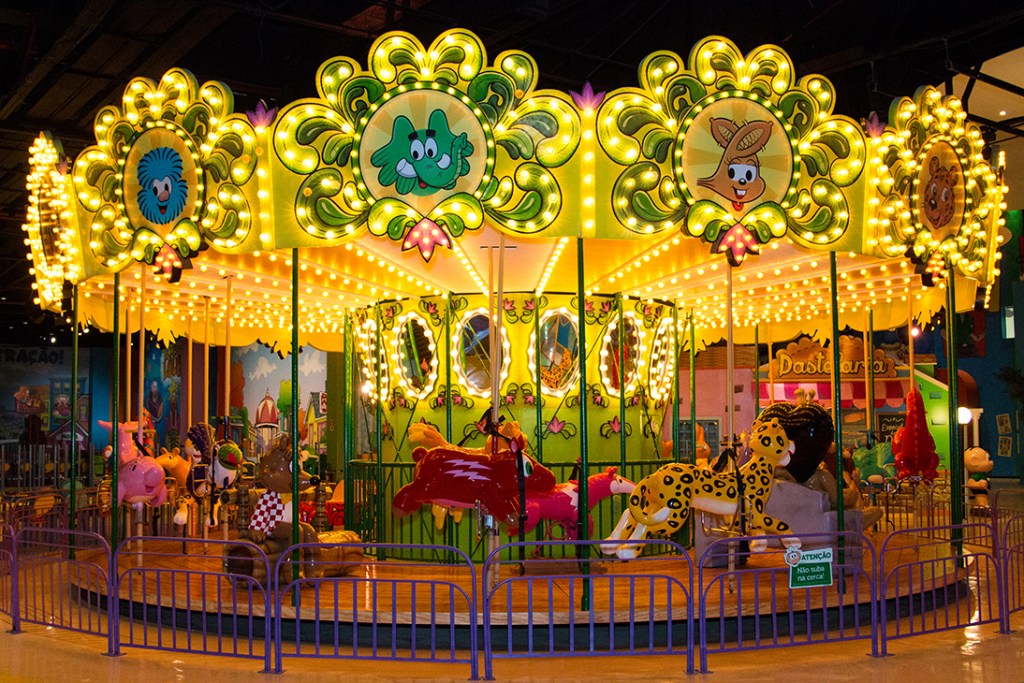 Carrossel parque da monica Carrossel parque da monica