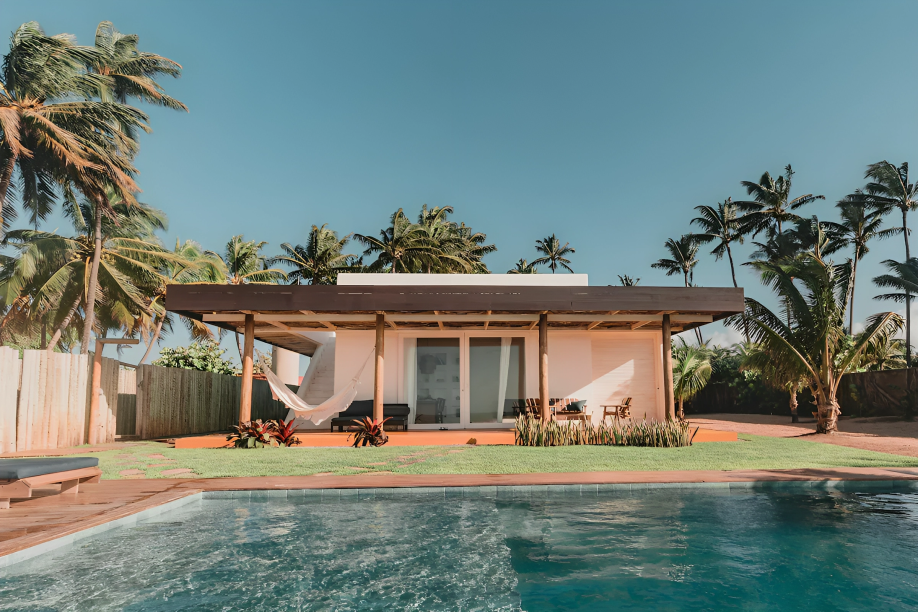 Casa-em-Pontal-do-Cupe-com-piscina-de-frente-para-o-mar-em-Porto-de-Galinhas-para-alugar-no-Airbnb-em-Pernambuco-Brasil