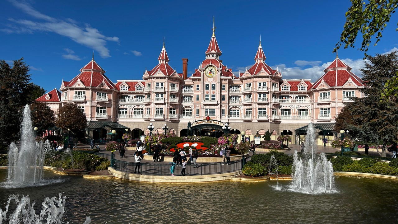 Entrada da Disneyland Paris: o mundo de Mickey Mouse com sotaque francês