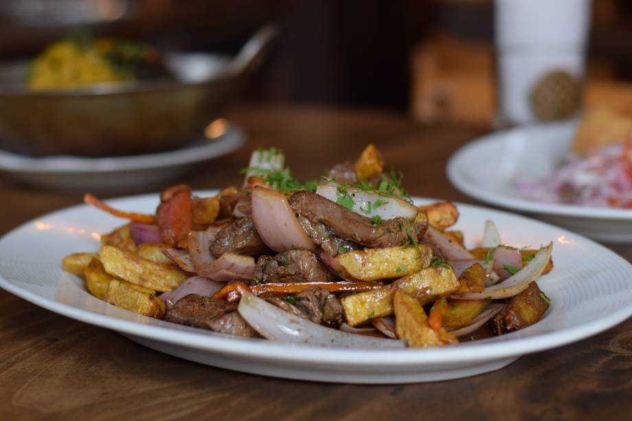 Isolina: lomo saltado