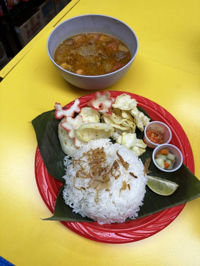 Warung Selasa, Nova York, Estados Unidos