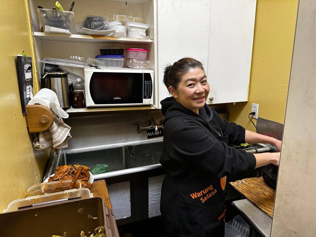 Warung Selasa, Nova York, Estados Unidos