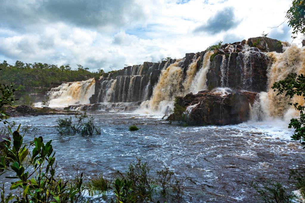 Cachoeira Almécegas 1000, Chapada dos Veadeiros, Goiás Catarata dos Couros, Chapada dos Veadeiros, Goiás