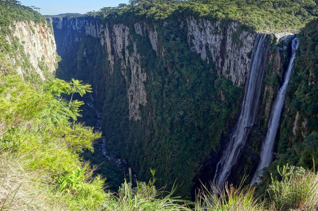 Cachoeira Véu da Noiva, Itaimbezinho, Parque Nacional Aparados da Serra, Rio Grande do Sul