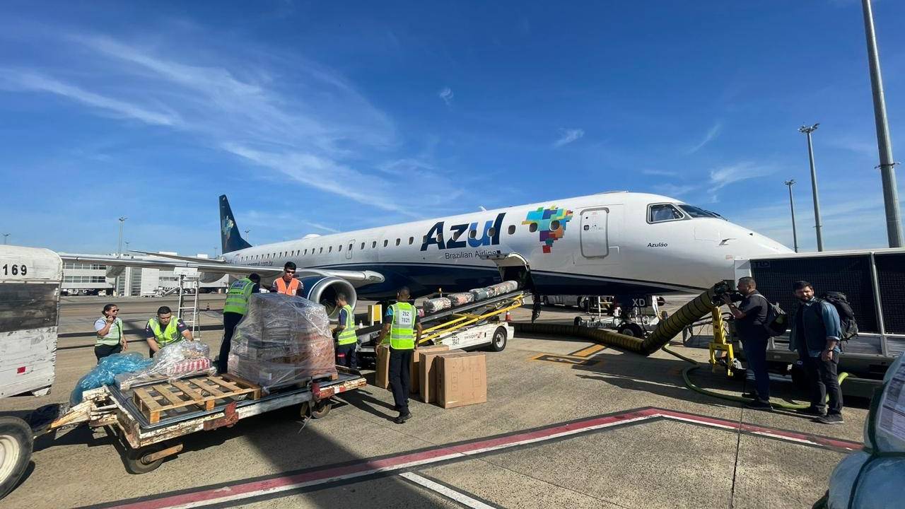 Azul