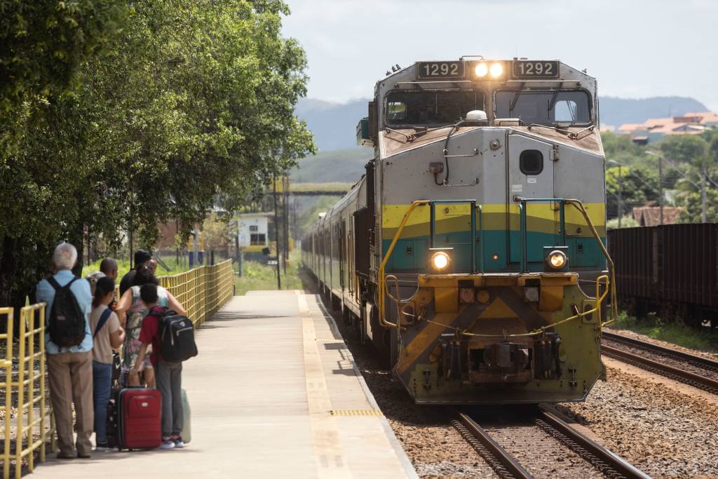 Estação de Aimorés, Trem Vitória-Minas Estação de Aimorés, Trem Vitória-Minas