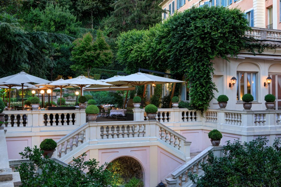 O aperitivo mais memorável e elegante de Roma acontece no Hotel de Russie