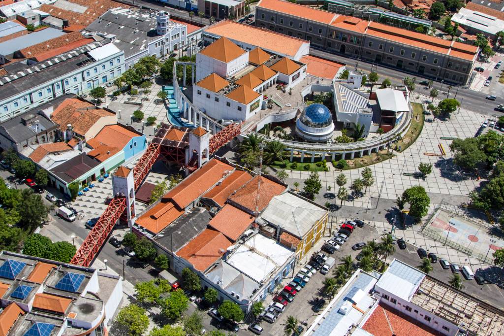 Centro Dragão do Mar Arte e Cultura, Fortaleza, Ceará Centro Dragão do Mar Arte e Cultura, Fortaleza, Ceará