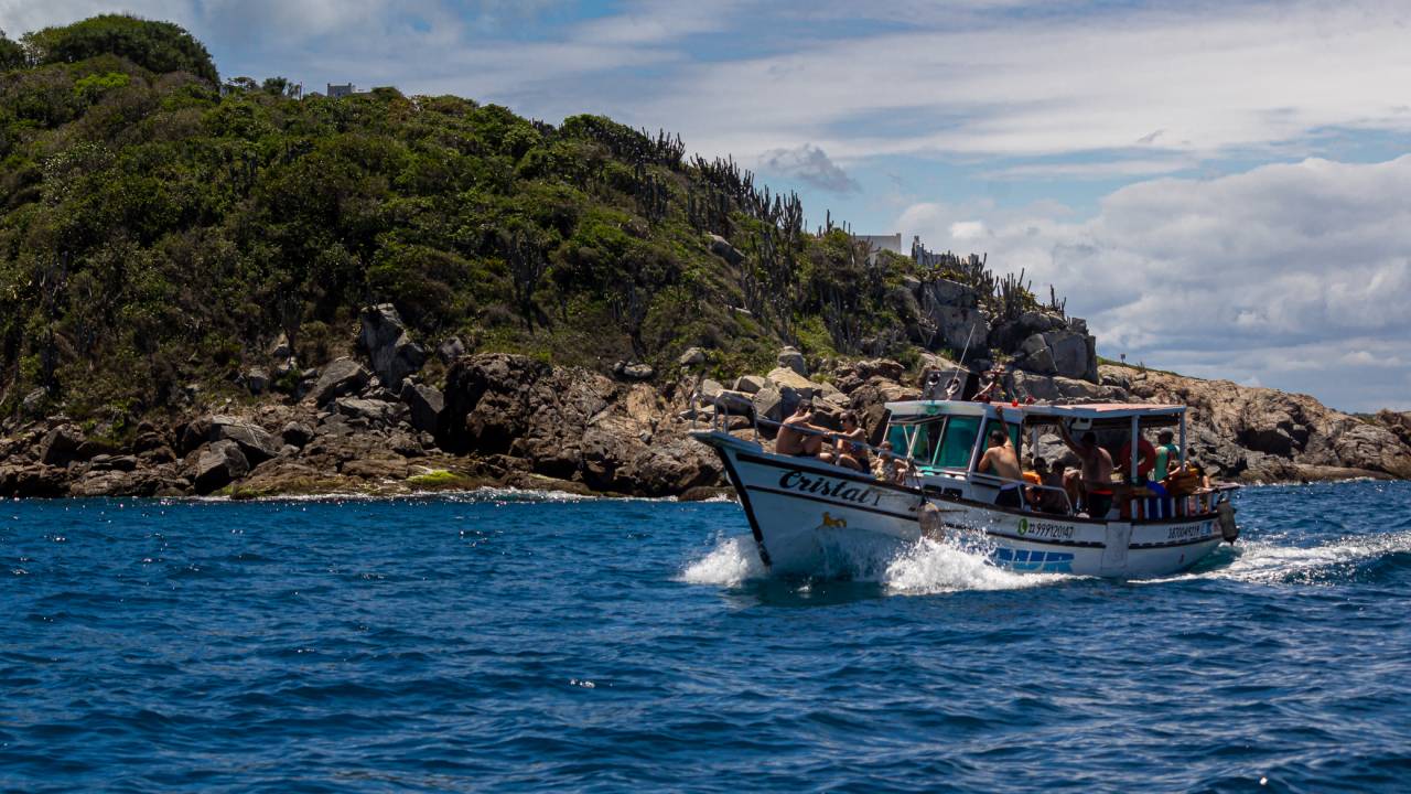 arraial-do-cabo-passeios-de-barco