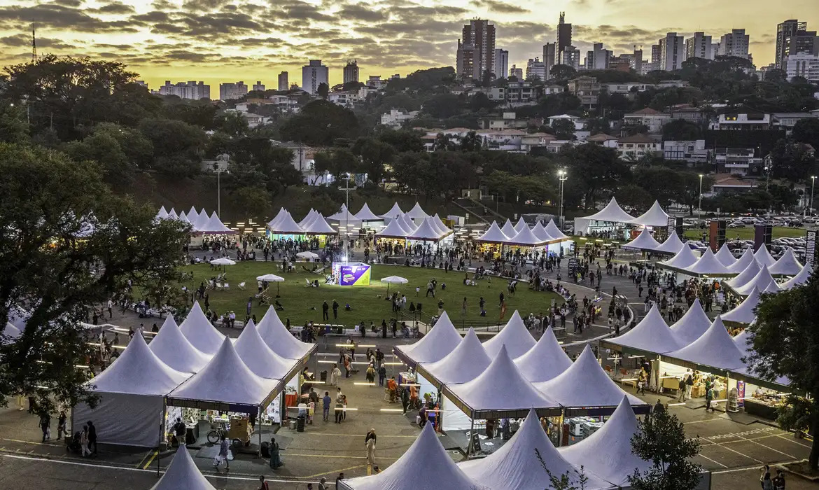 Feira do Livro Pacaembu