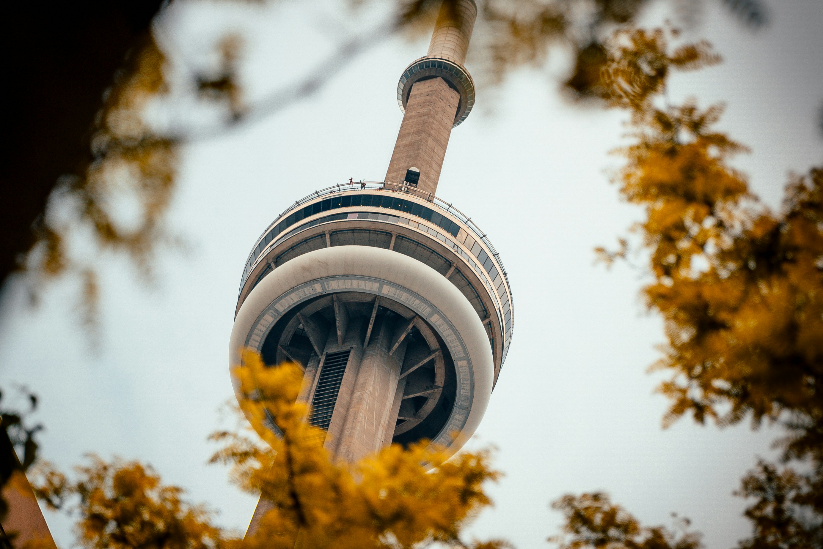 CN-tower-toronto-canada