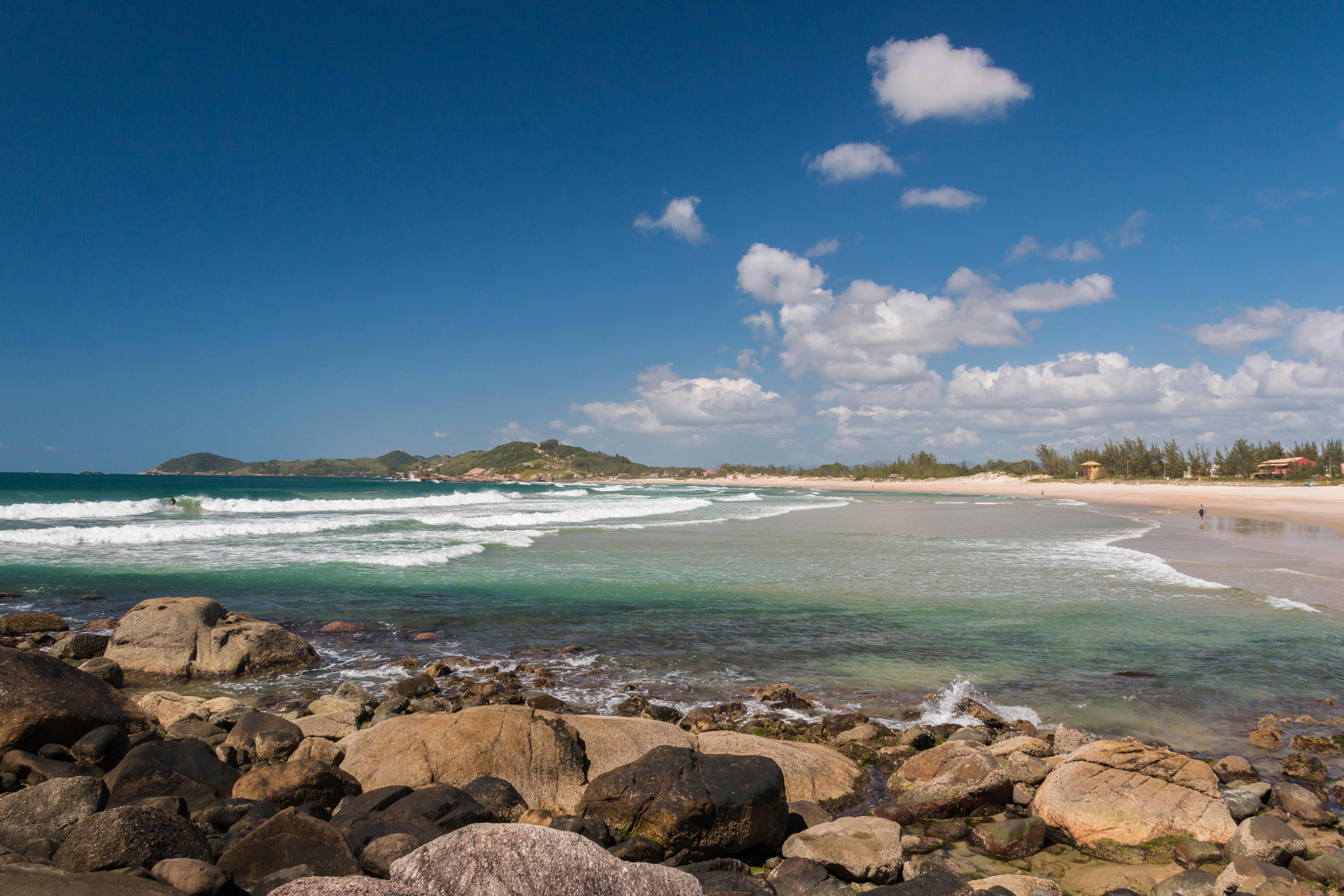 praia-da-ferrugem-garopaba-sc