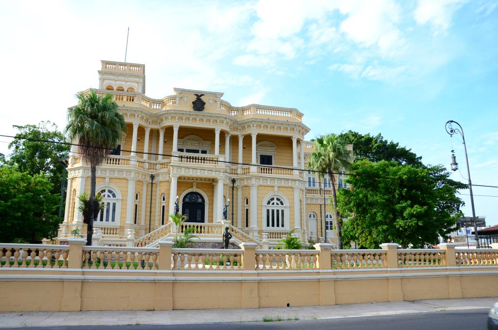 palacio-rio-negro-manaus