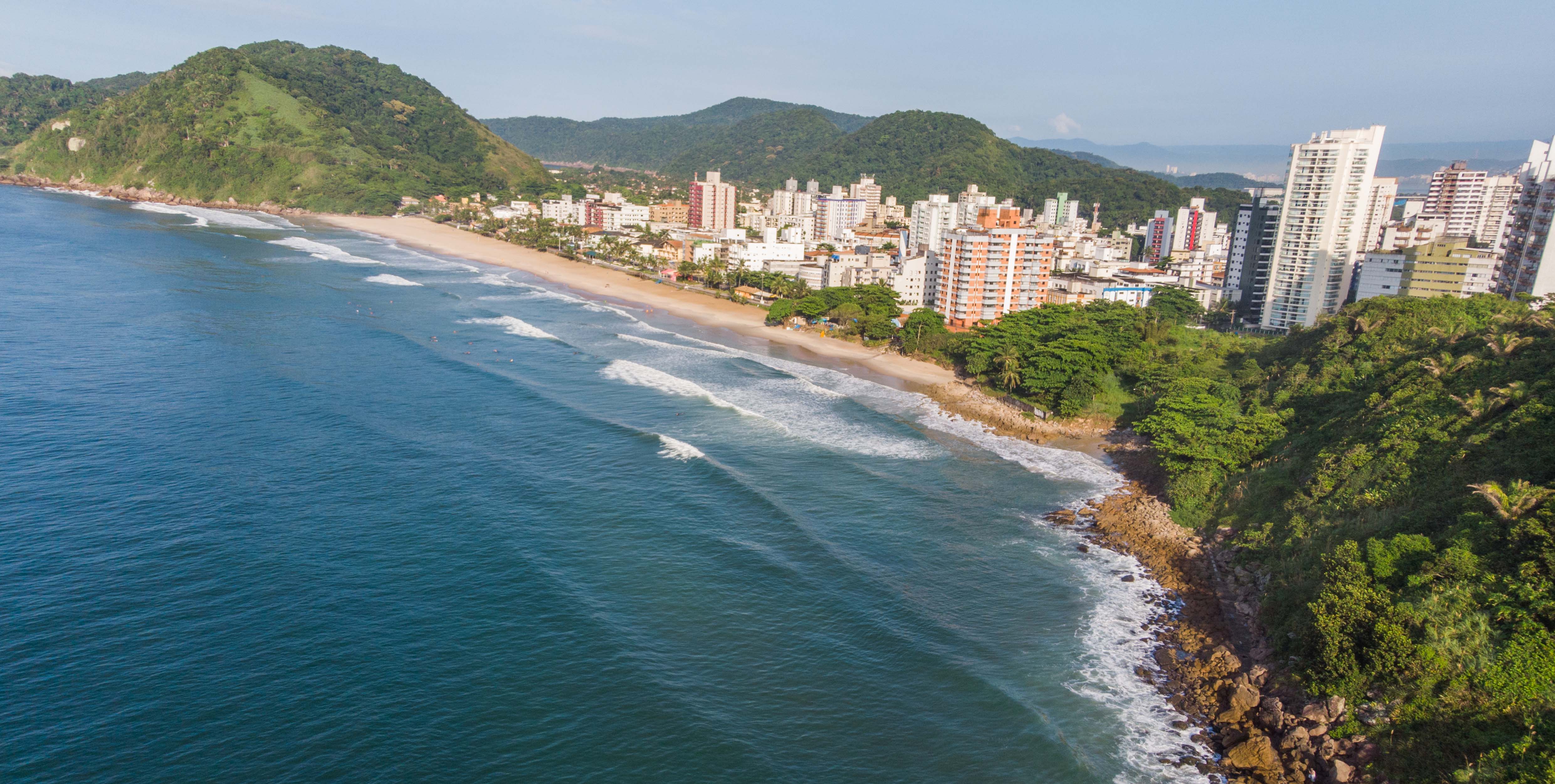 praia-do-tombo-guaruja