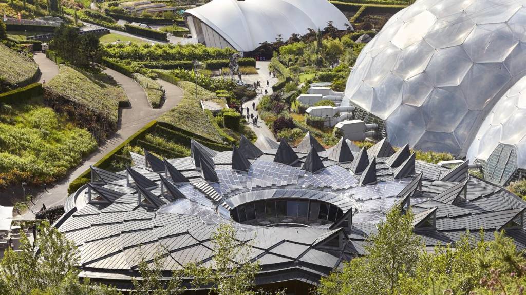 eden-project-centro Vista da área central do Eden Project