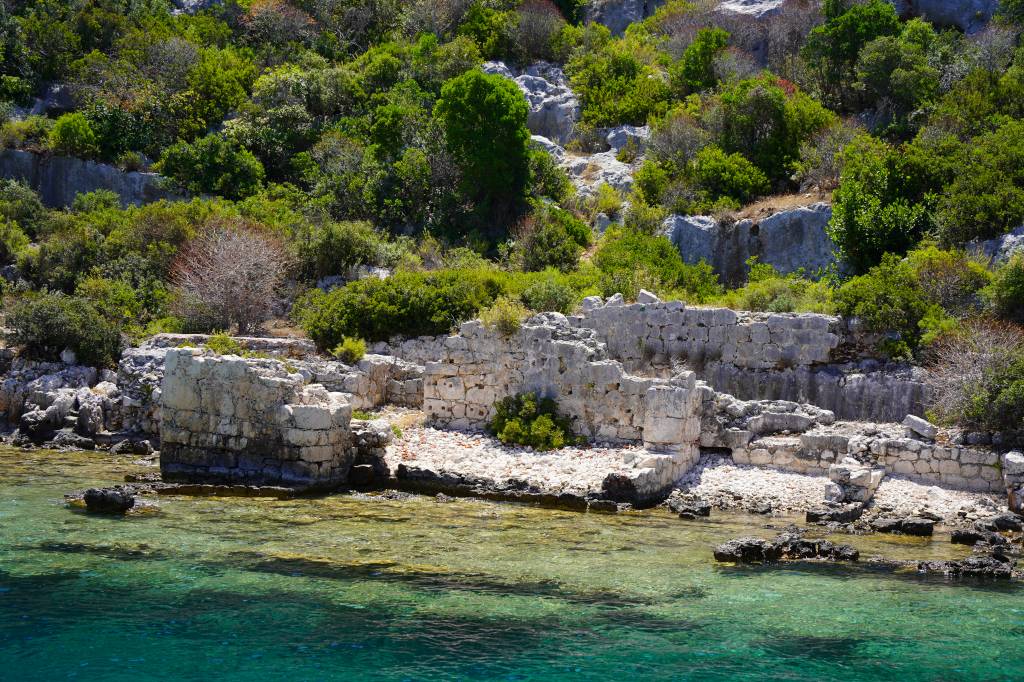 cidade-afundada-kekova cidade-afundada-kekova