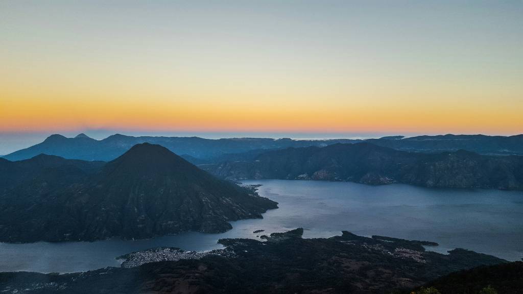lago-atitlan-aerea lago-atitlan-aerea