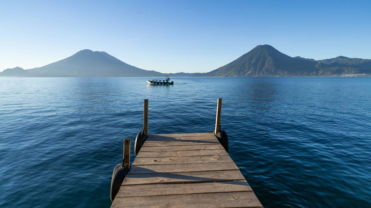 lago-atitlan-guatemala