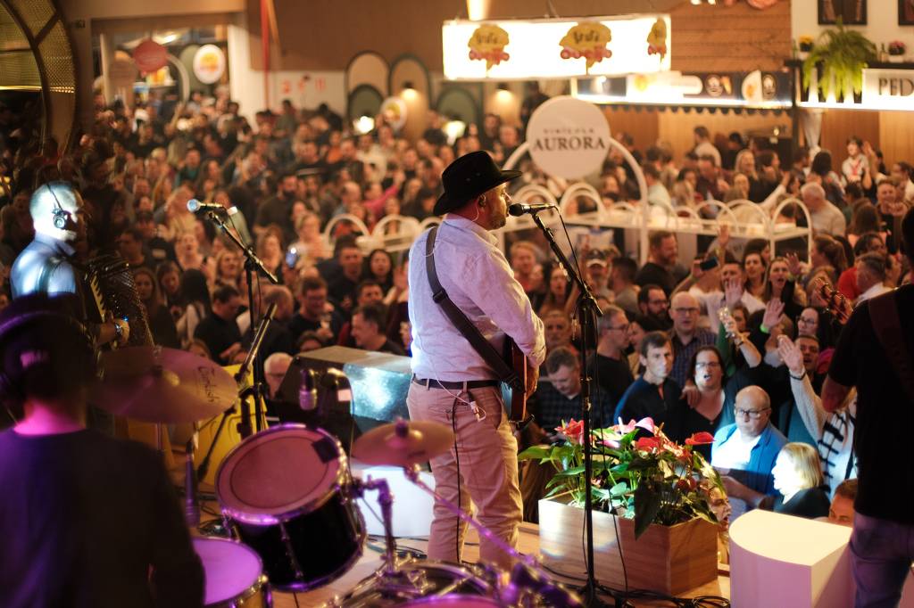 Show, Festiqueijo, Carlos Barbosa, Rio Grande do Sul